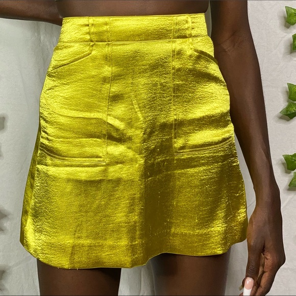 IRIDESCENT YELLOW SKATER SKIRT | URBAN OUTFITTERS - Picture 1 of 3